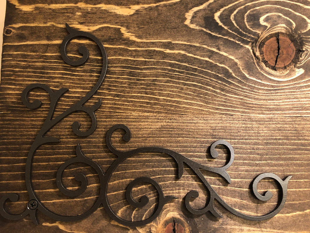 Metal Accent Scroll